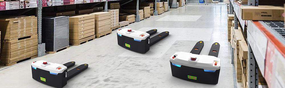 九游JIUYOU娱乐AGV机器人为产业发展添把“火”